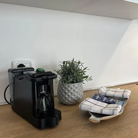 Saffron Suite, Just A Few Minutes From The Center And Station Apartment