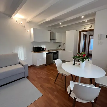 Apartament Saffron Suite, Moderna E Silenziosa Vicino Al Centro *